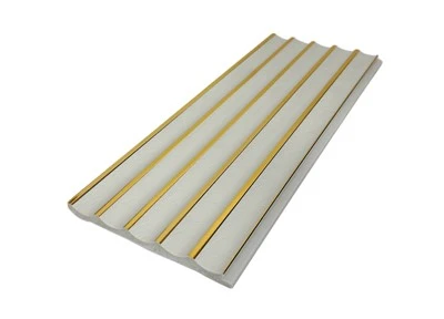 Moderný ryhovaný nástenný panel PS s elegantným povrchom